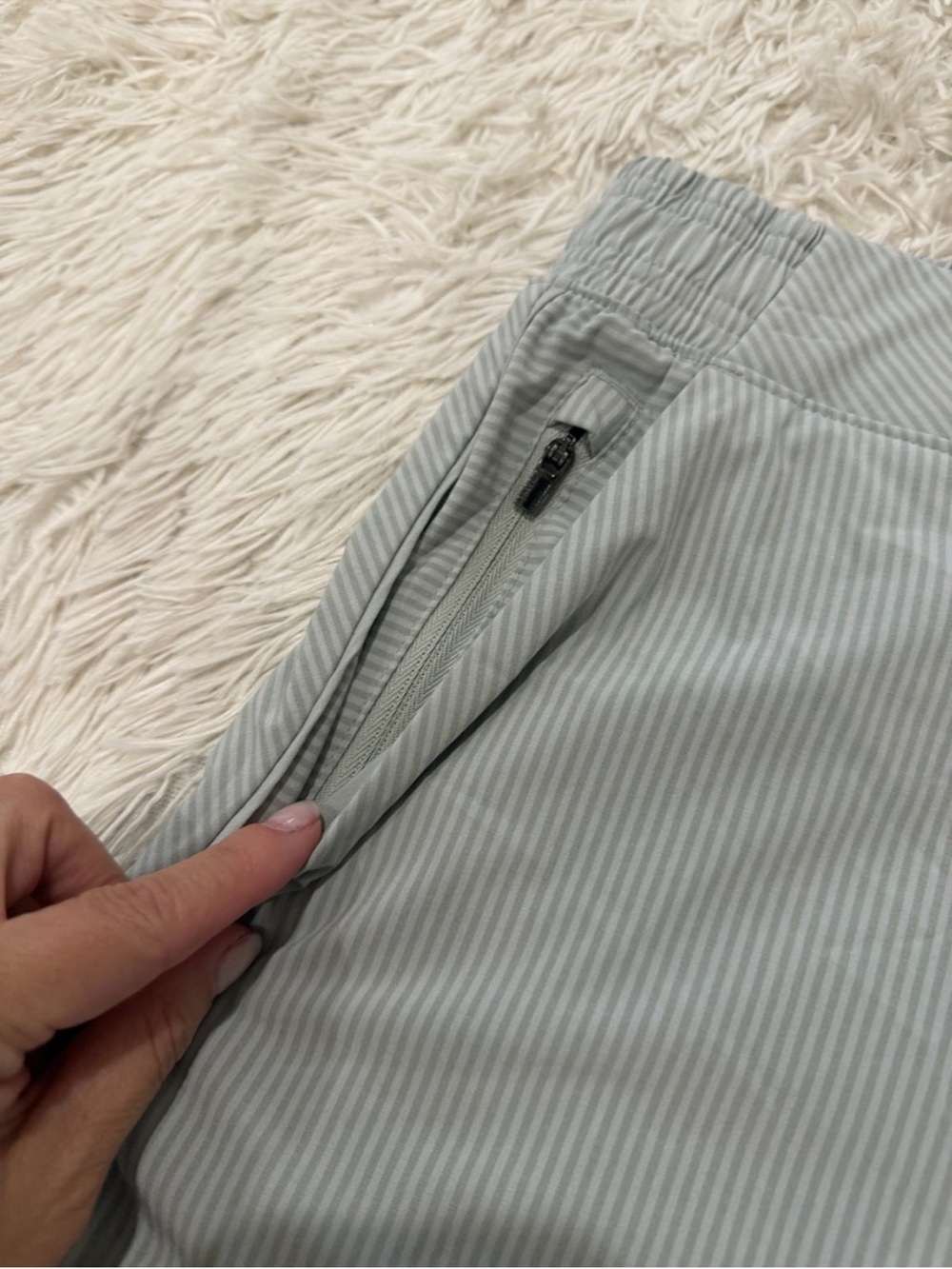 ATHLETA Brooklyn Textured Jogger Light Green Ribbed, Women’s Sz 12 - Picture 8 of 10